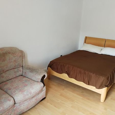 Budget Double Bedroom Near Glasgow City Centre And West End Exteriör bild